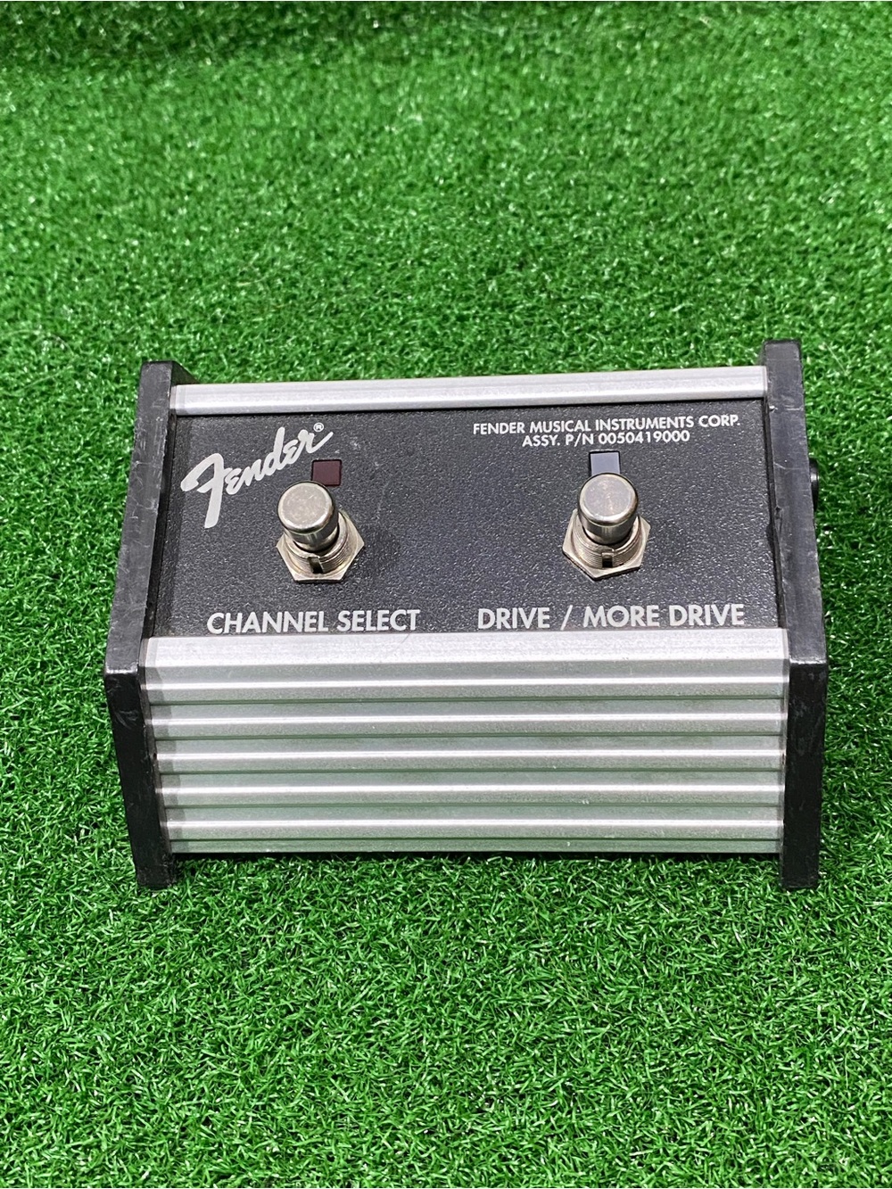 Fender Two Button Guitar Amp Amplifier Footswitch P/N 0050419000
(Sep 026)